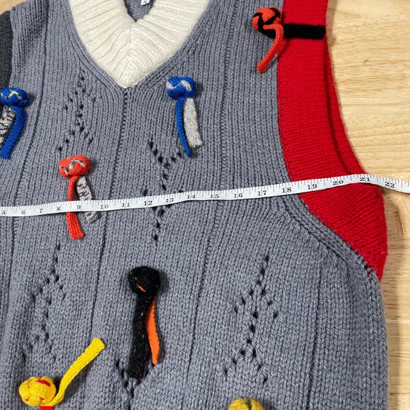 YanYan Knits NWOT Frosty Oversize 100% Merino Wool Vest Knot Detail Size M - Picture 8 of 9